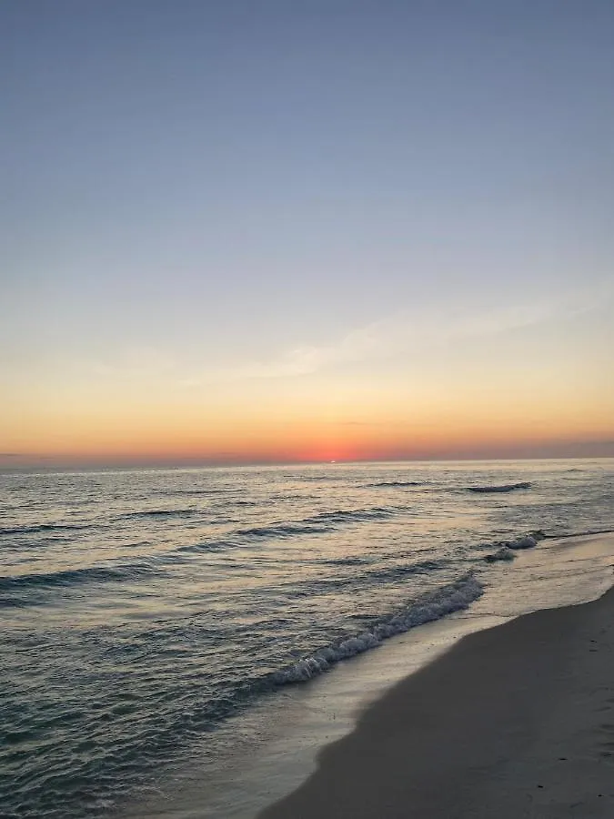 Southern Nights At Destin Pointe Resort